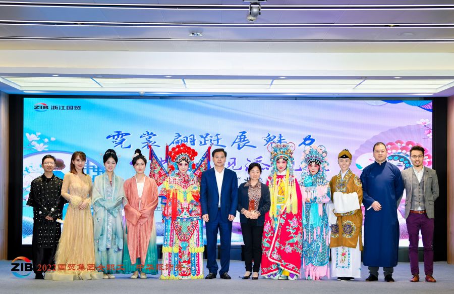 1648893604241139bzOJ.jpg 頒獎(jiǎng).jpg